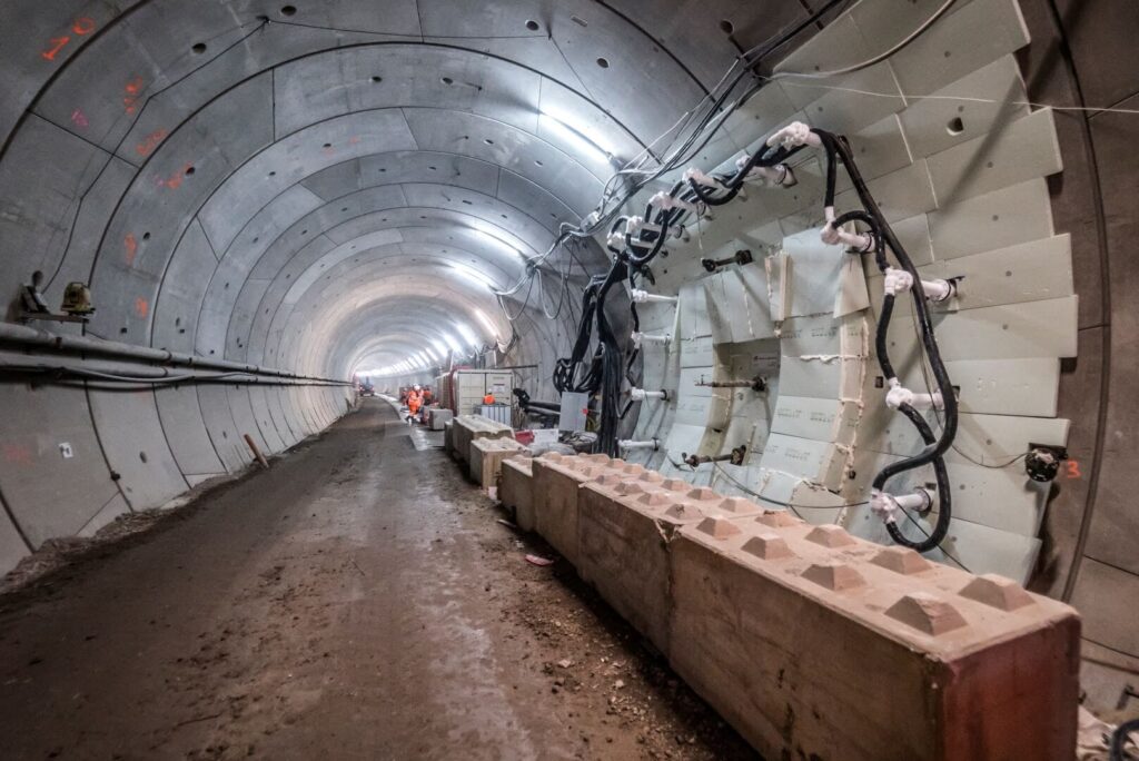 RijnlandRoute-Corbulotunnel-dwarsverbindingen3_Facebook